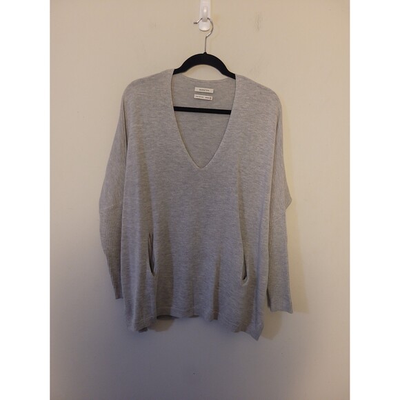 Aritzia Babaton Baylor Grey V-neck Dropped Shoulder Oversized Sweater Sz XS - Picture 2 of 7